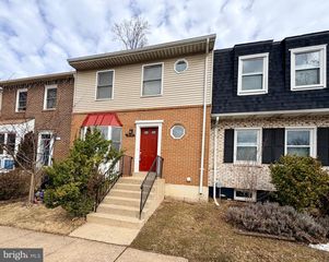 3048 HICKORY GROVE CT, Fairfax, VA 22031