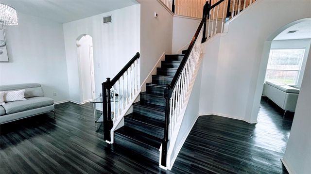 6810 Enchanted Crest Drive, Katy, TX 77449