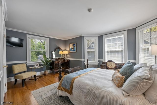 427 Spring Ave, Ridgewood Village, NJ 07450