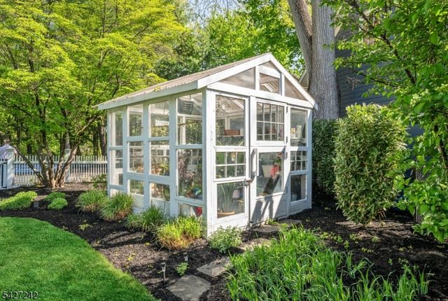 427 Spring Ave, Ridgewood Village, NJ 07450