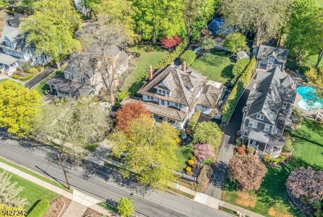 427 Spring Ave, Ridgewood Village, NJ 07450