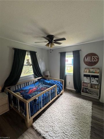 1822 Clodfelter Road, Winston-salem, NC 27107