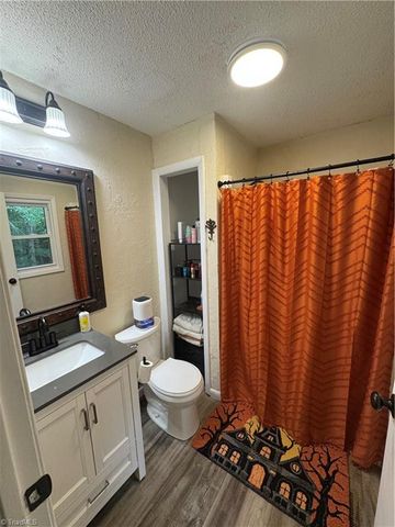1822 Clodfelter Road, Winston-salem, NC 27107