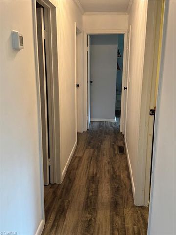 1822 Clodfelter Road, Winston-salem, NC 27107
