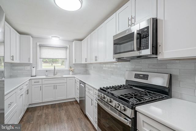 126 JACKSON RD, Berlin, NJ 08009
