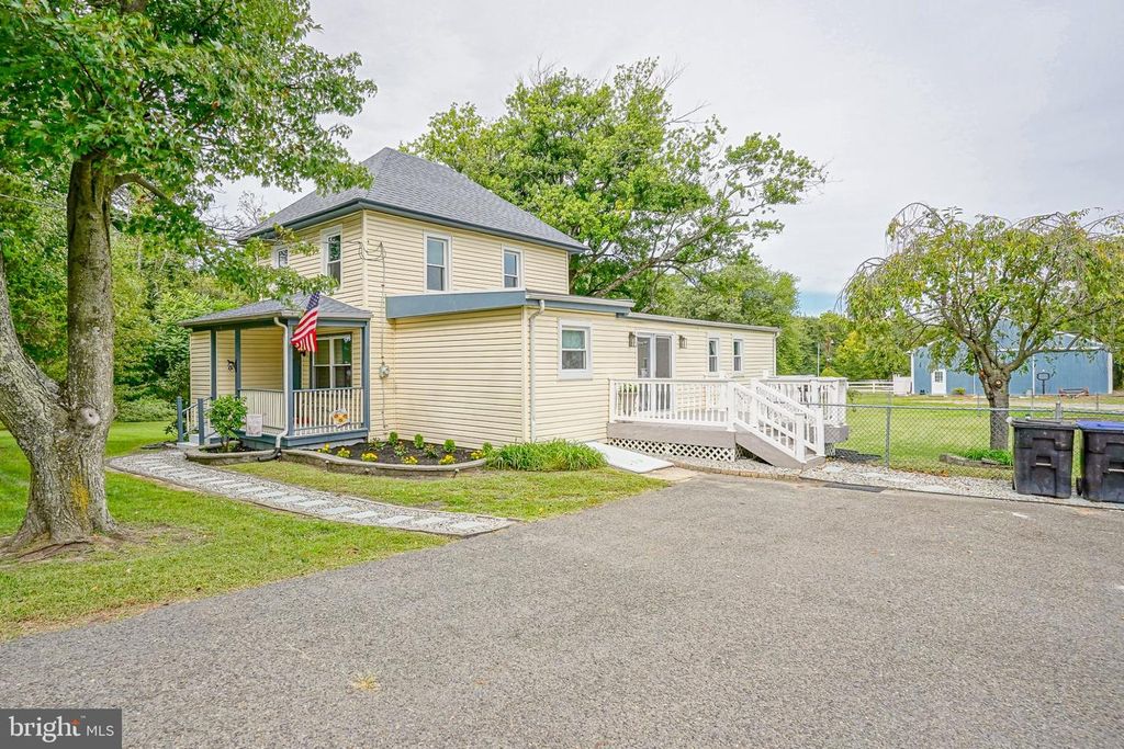 126 JACKSON RD, Berlin, NJ 08009 — exterior