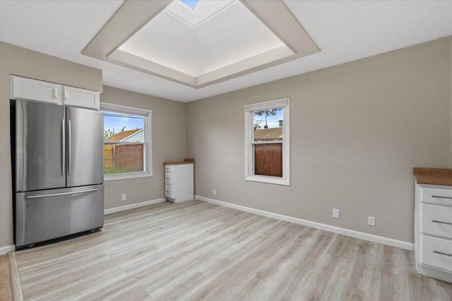 5735 W Thurston AVENUE, Milwaukee, WI 53218