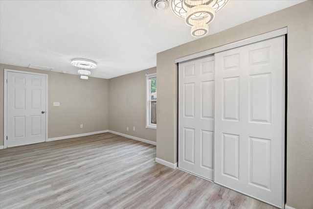 5735 W Thurston AVENUE, Milwaukee, WI 53218