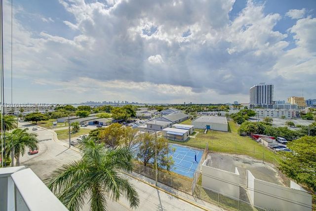 7601 E Treasure Dr 703, North Bay Village, FL 33141