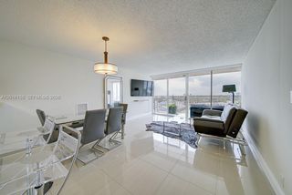 7601 E Treasure Dr 703, North Bay Village, FL 33141