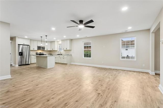 5015 Myrica CT, Chesapeake, VA 23321