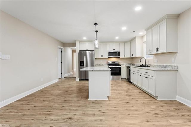 5015 Myrica CT, Chesapeake, VA 23321