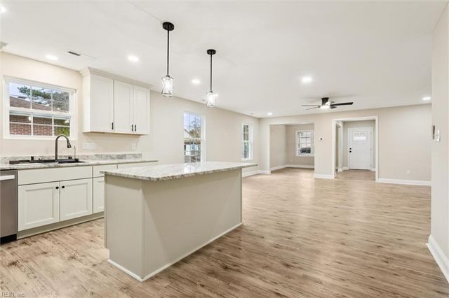 5015 Myrica CT, Chesapeake, VA 23321