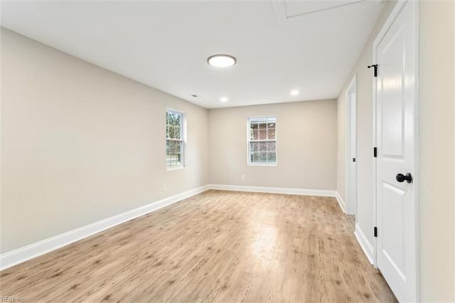 5015 Myrica CT, Chesapeake, VA 23321