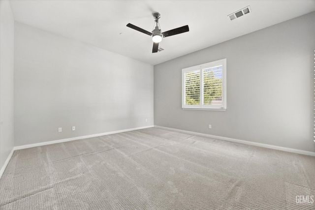 12120 Parkerhill Drive, Bakersfield, CA 93311