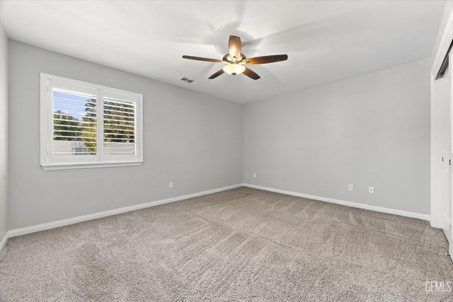 12120 Parkerhill Drive, Bakersfield, CA 93311