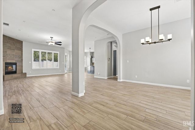 12120 Parkerhill Drive, Bakersfield, CA 93311