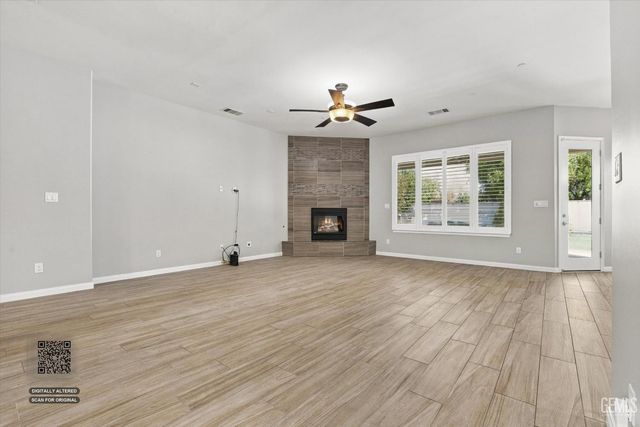 12120 Parkerhill Drive, Bakersfield, CA 93311