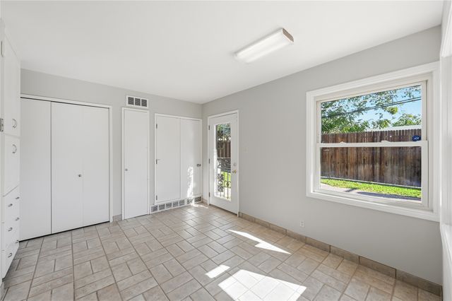 11832 High Valley Drive, Dallas, TX 75234