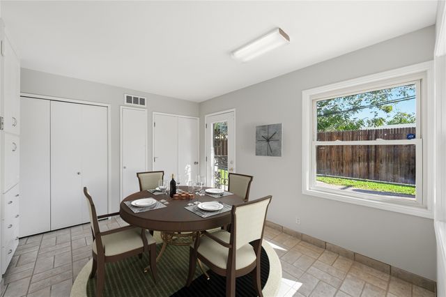 11832 High Valley Drive, Dallas, TX 75234