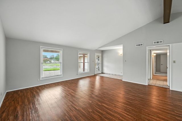 11832 High Valley Drive, Dallas, TX 75234