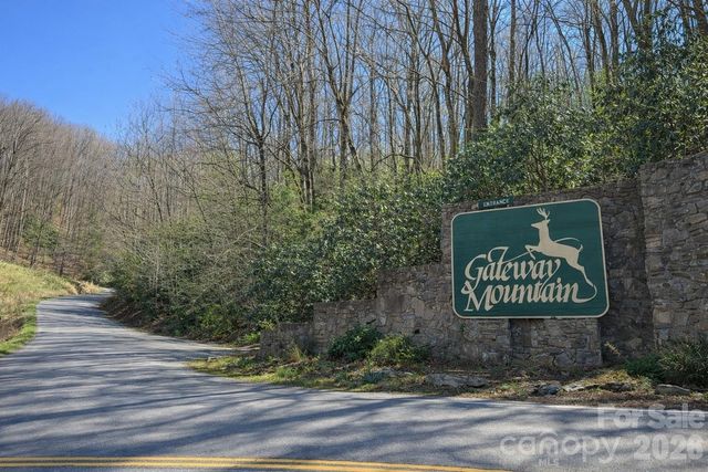 850 Harmonys Edge Drive 850, Old Fort, NC 28762