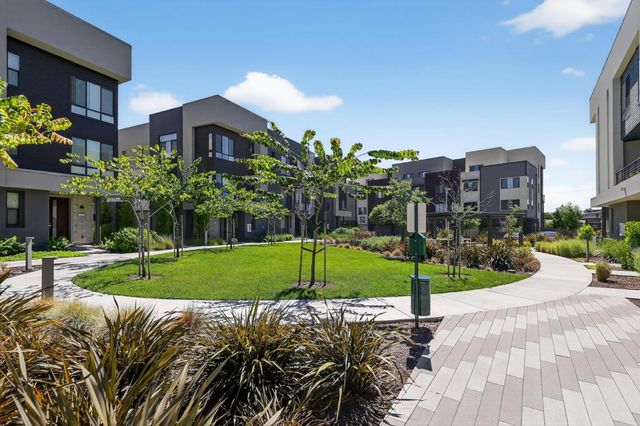 3891 Vanguard Common 1004, Fremont, CA 94538