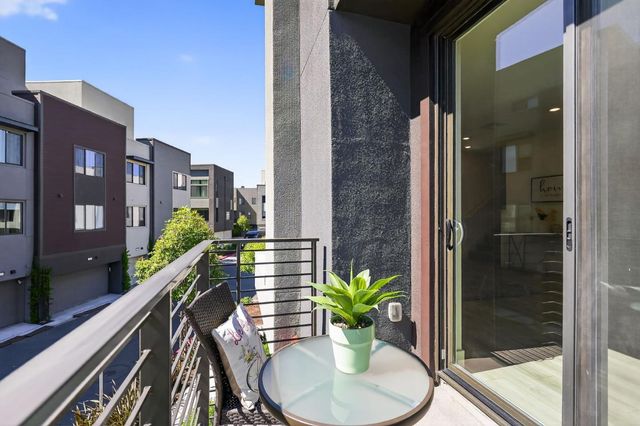 3891 Vanguard Common 1004, Fremont, CA 94538