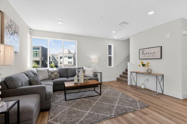 3891 Vanguard Common 1004, Fremont, CA 94538