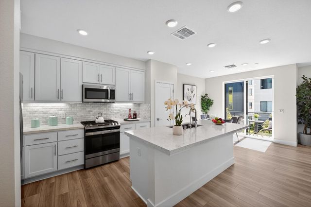 3891 Vanguard Common 1004, Fremont, CA 94538