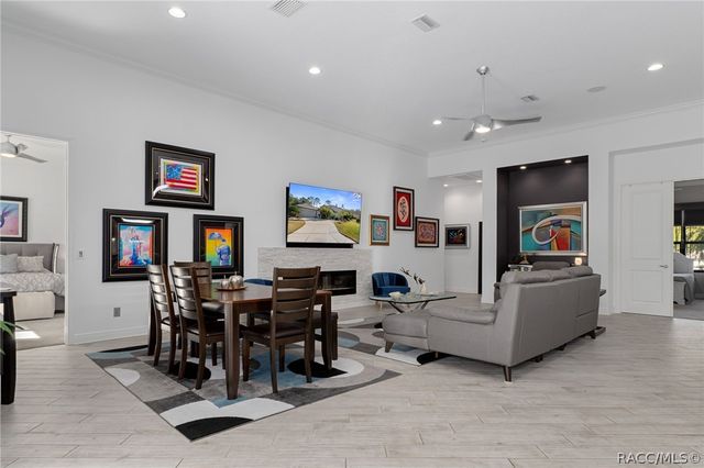 1224 W Labrador Court, Hernando, FL 34442