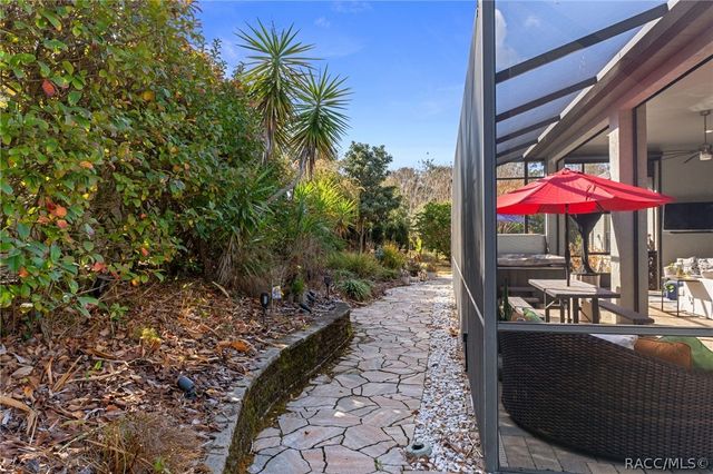 1224 W Labrador Court, Hernando, FL 34442