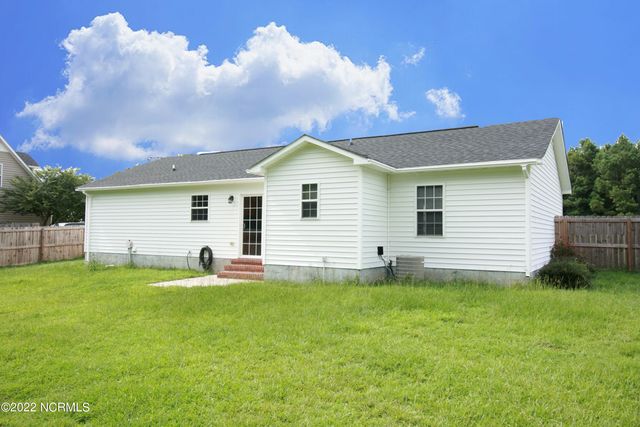 1043 Shirley Drive, Jacksonville, NC 28540