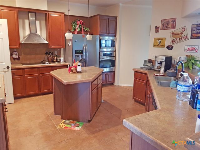 935 County Road 4820, Kempner, TX 76539
