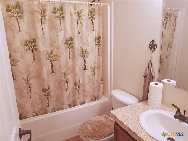 935 County Road 4820, Kempner, TX 76539