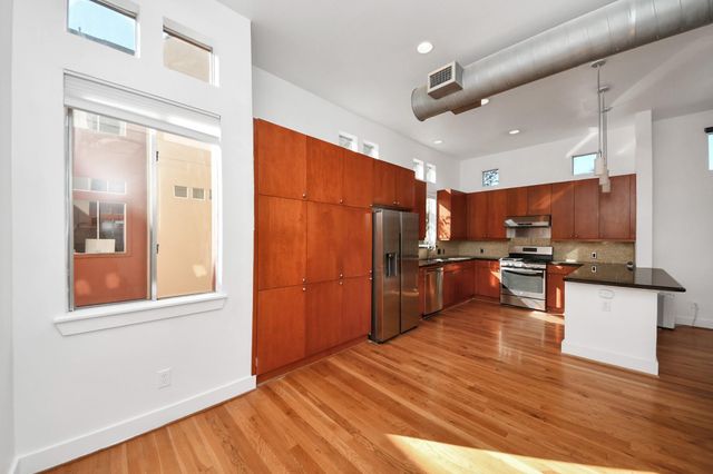 2436 Bissonnet Street 8, Houston, TX 77005