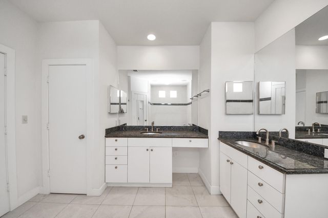 2436 Bissonnet Street 8, Houston, TX 77005