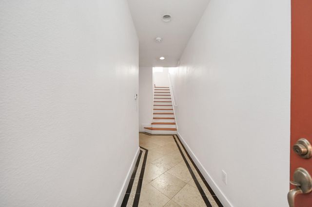 2436 Bissonnet Street 8, Houston, TX 77005