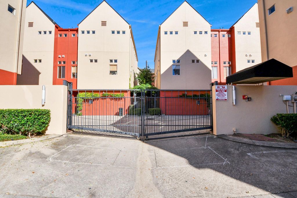 2436 Bissonnet Street 8, Houston, TX 77005