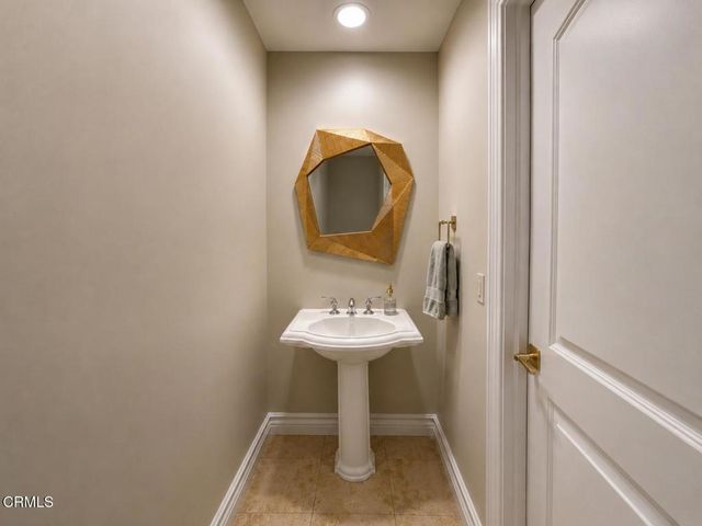12021 Guerin 304, Studio City, CA 91604