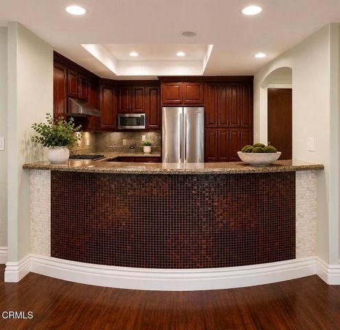 12021 Guerin 304, Studio City, CA 91604