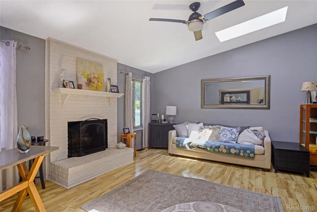 7878 Charrington Drive, Canton Charter Township, MI 48187
