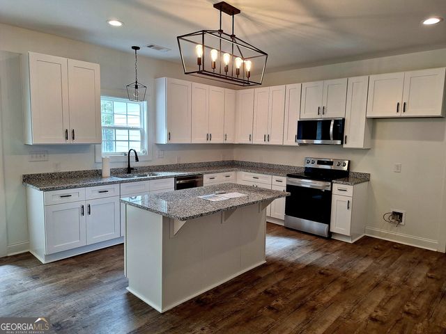 150 Crystal Ridge Drive, Milledgeville, GA 31061