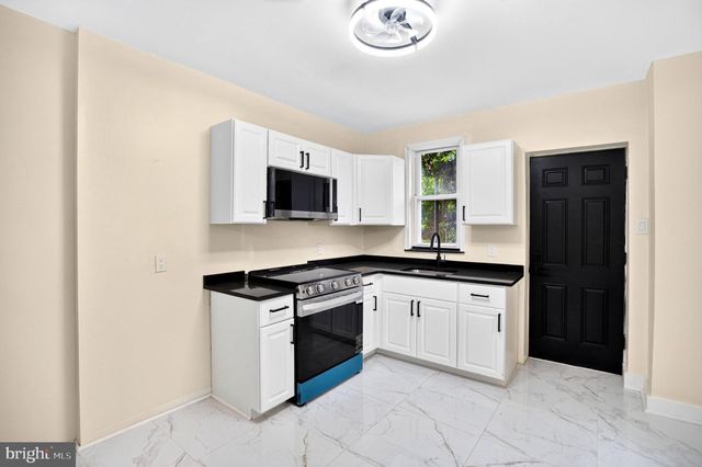 6014 N LAMBERT ST, Philadelphia, PA 19138