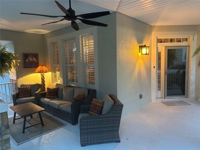122 RIDGEWAY BLVD, Deland, FL 32724