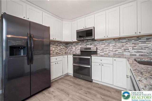 3651 Timberlane Drive, Palmer Twp, PA 18045