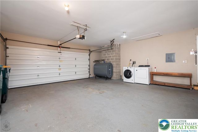 3651 Timberlane Drive, Palmer Twp, PA 18045