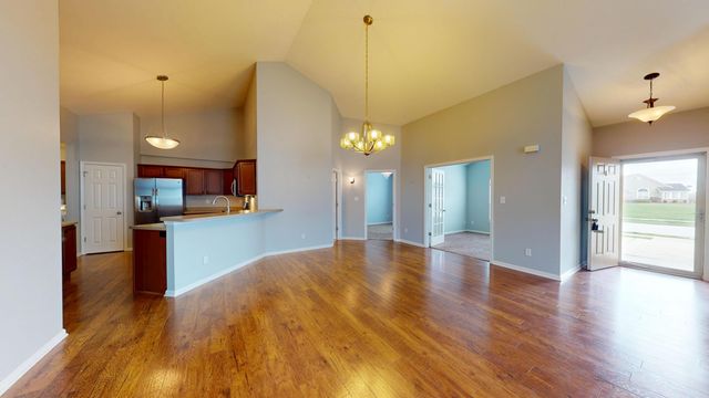 5260 E 109th Place, Crown Point, IN 46307