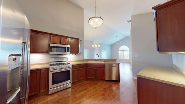 5260 E 109th Place, Crown Point, IN 46307