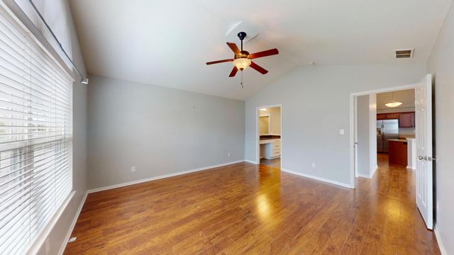 5260 E 109th Place, Crown Point, IN 46307